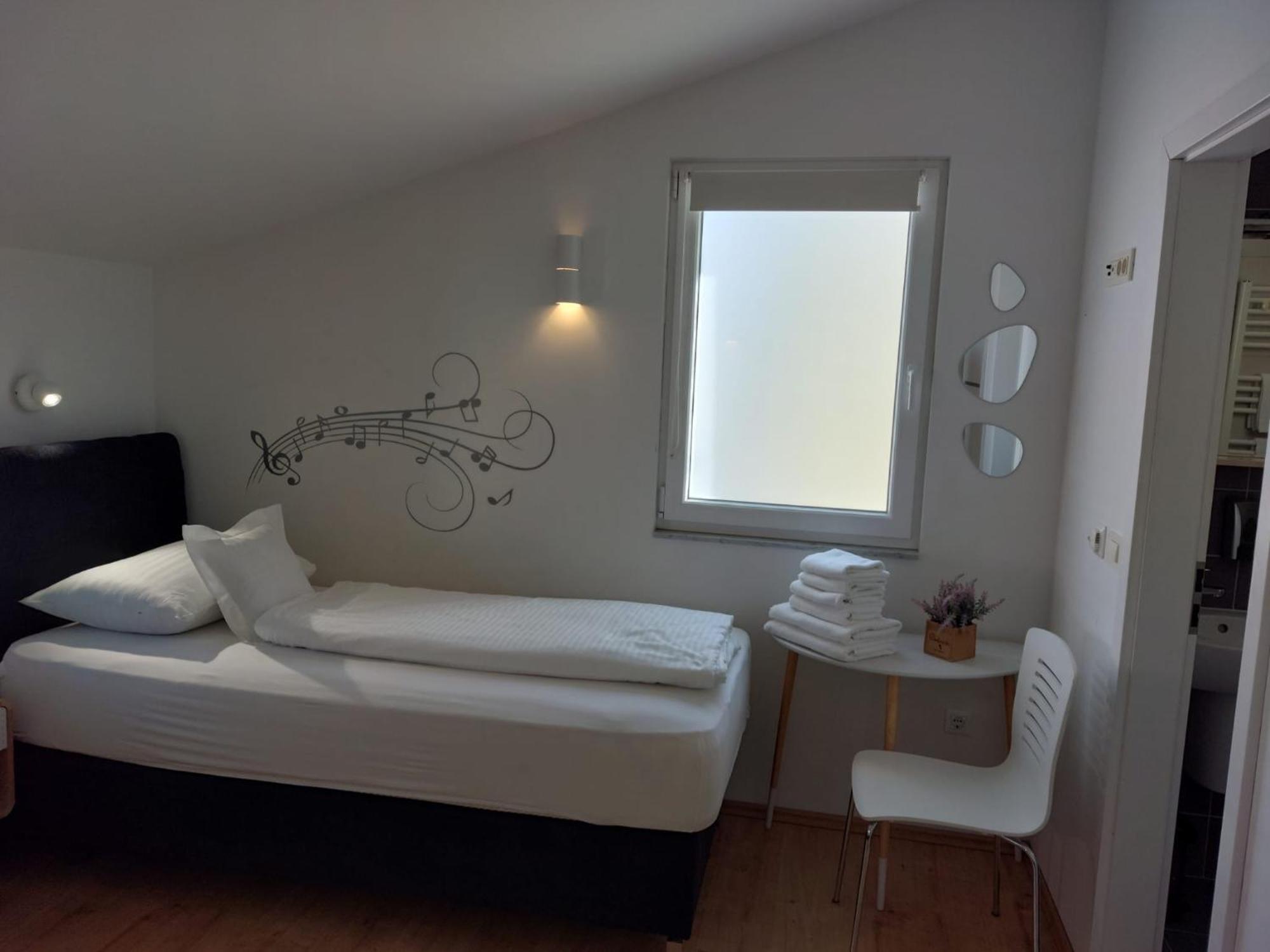 App Lux F Apartment